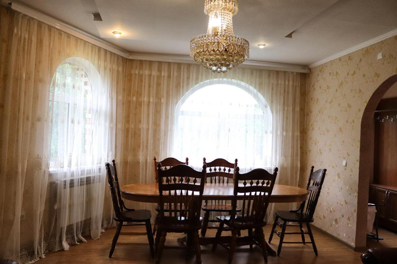Villa Садыба Полыцька Guta Exterior foto